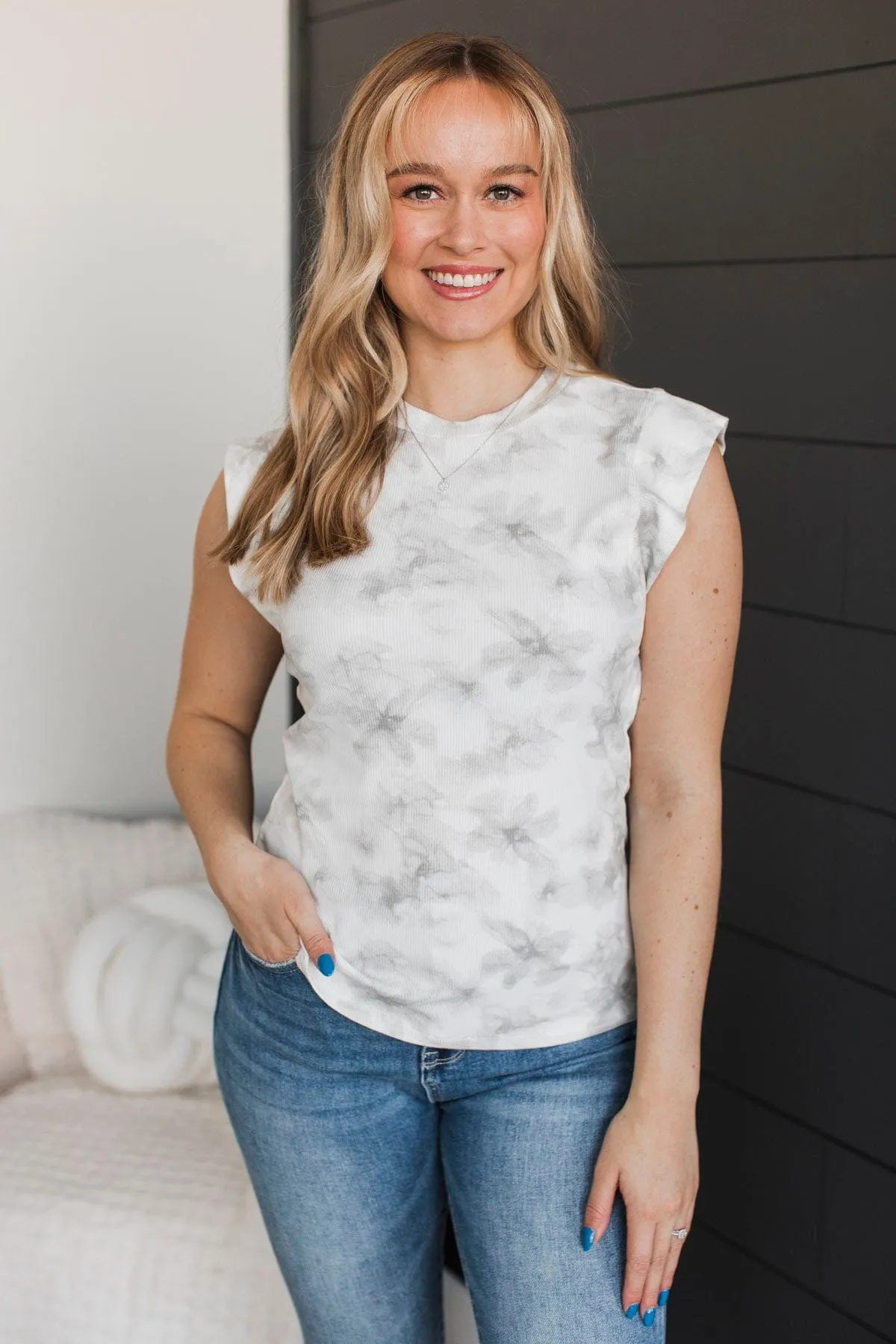 A Real Wonder Ribbed Floral Top- Light Grey