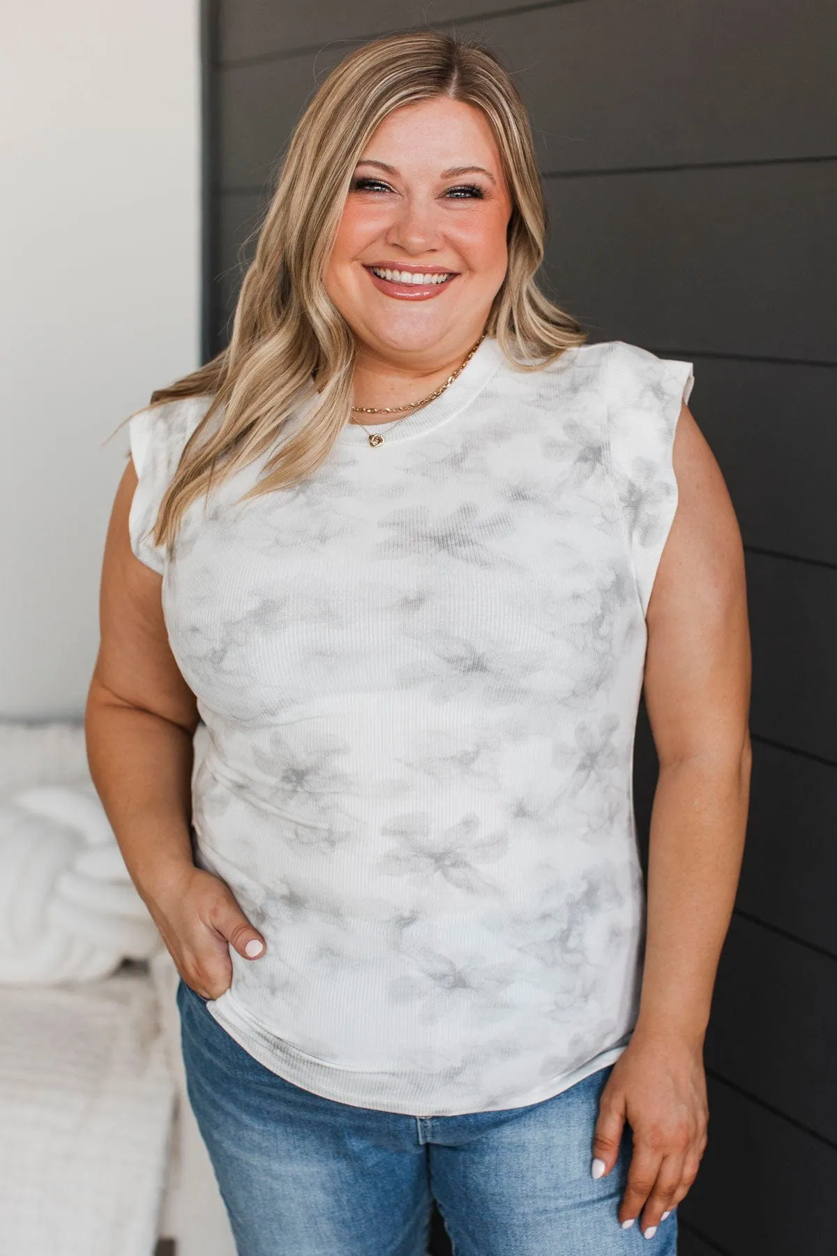 A Real Wonder Ribbed Floral Top- Light Grey