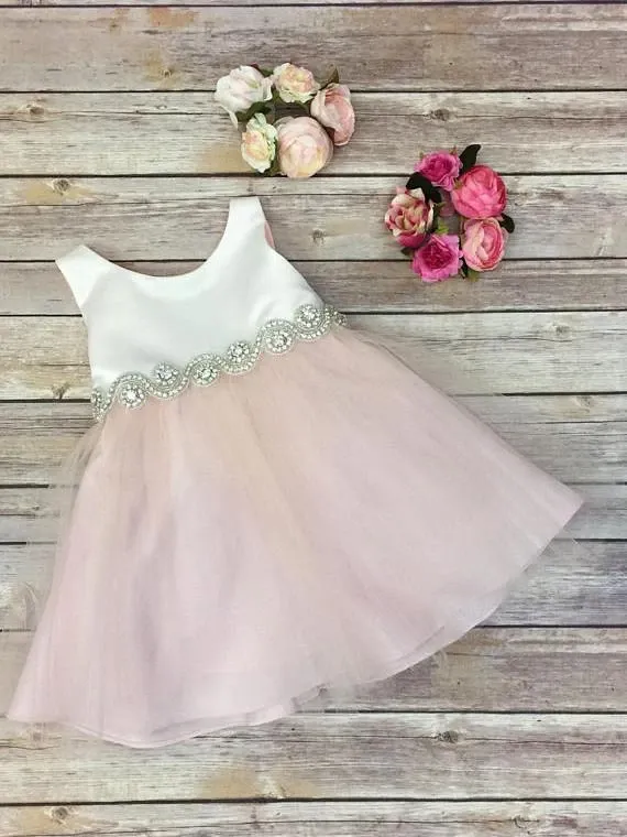 Anneprom Cute Pink Knee-length Beaded Flower Girl Dresses With Bowknot AFL0002