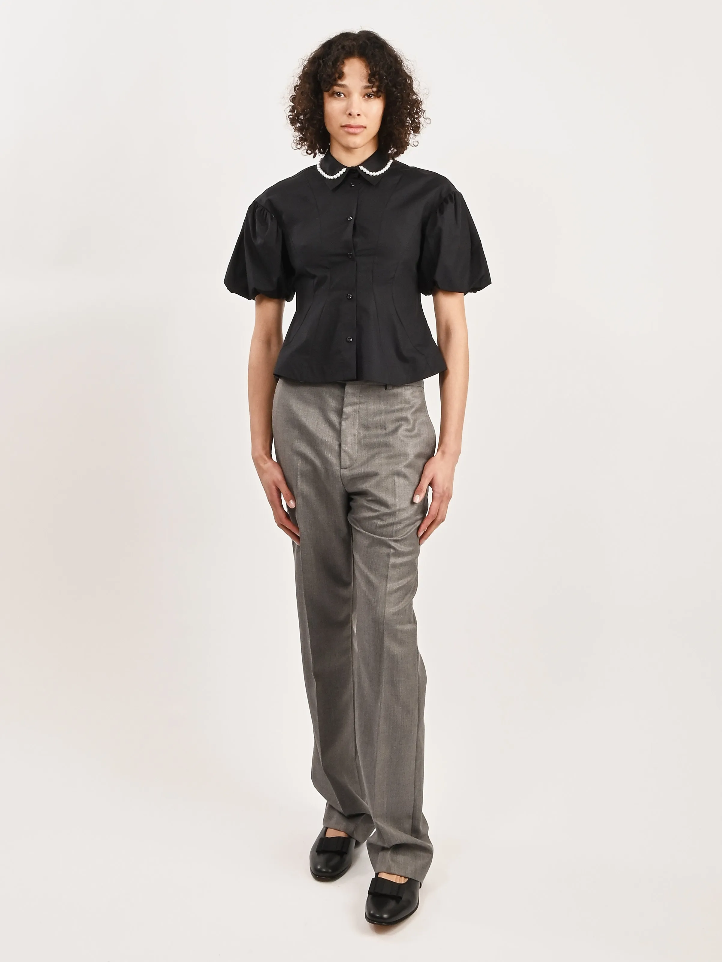 Black/Pearl Cropped Ruffle Puff Sleeve Shirt w/ Emb