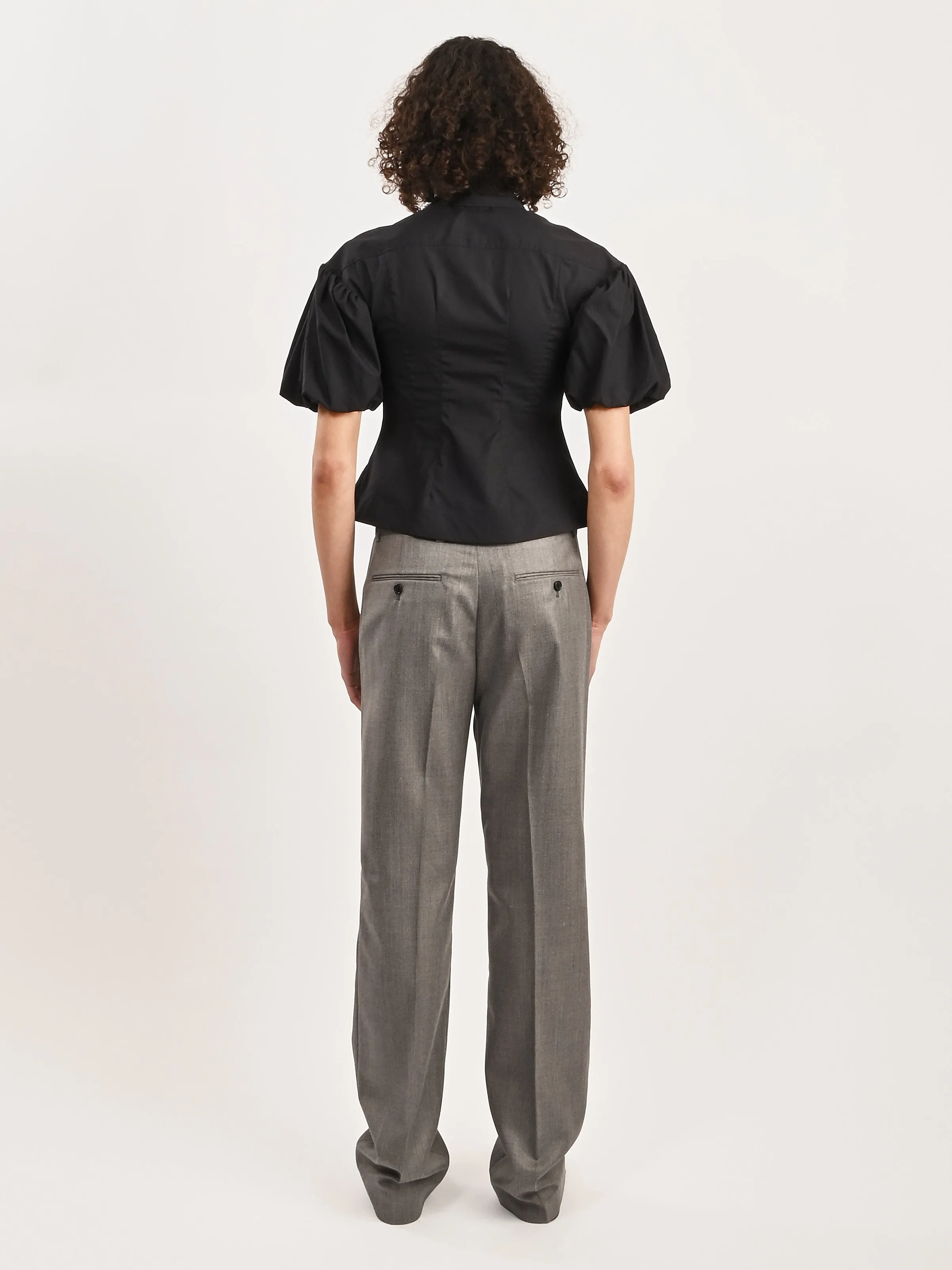 Black/Pearl Cropped Ruffle Puff Sleeve Shirt w/ Emb