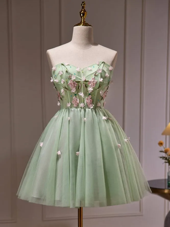 Cute Green Strapless Appliques Tulle Short Homecoming Dresses