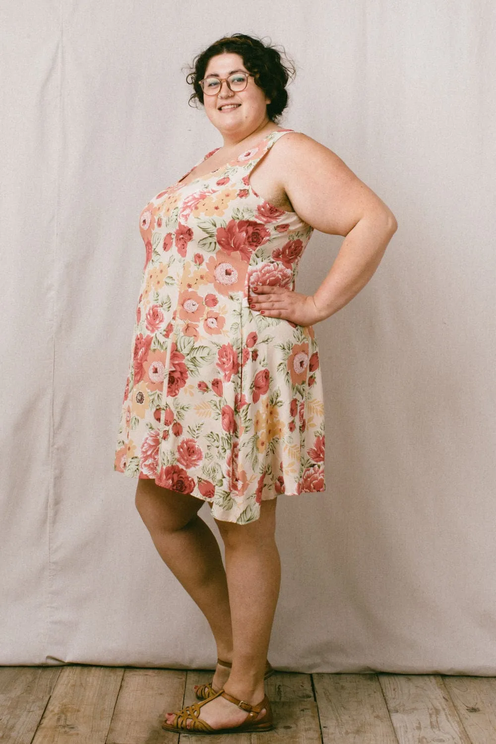 Delana Dress in Peach Floral