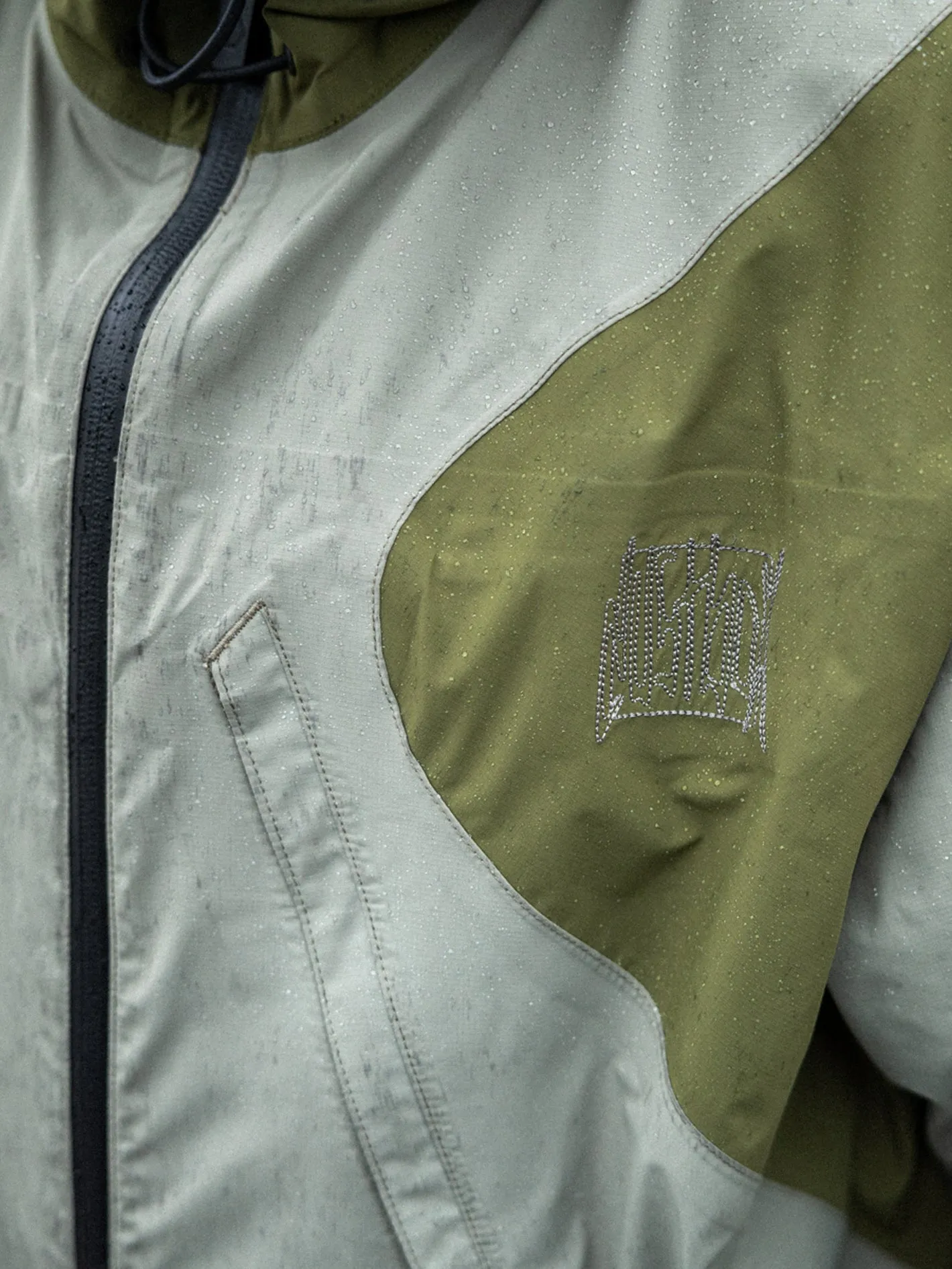 Dustlake Gore-Tex Jacket - LIGHT MILITARY