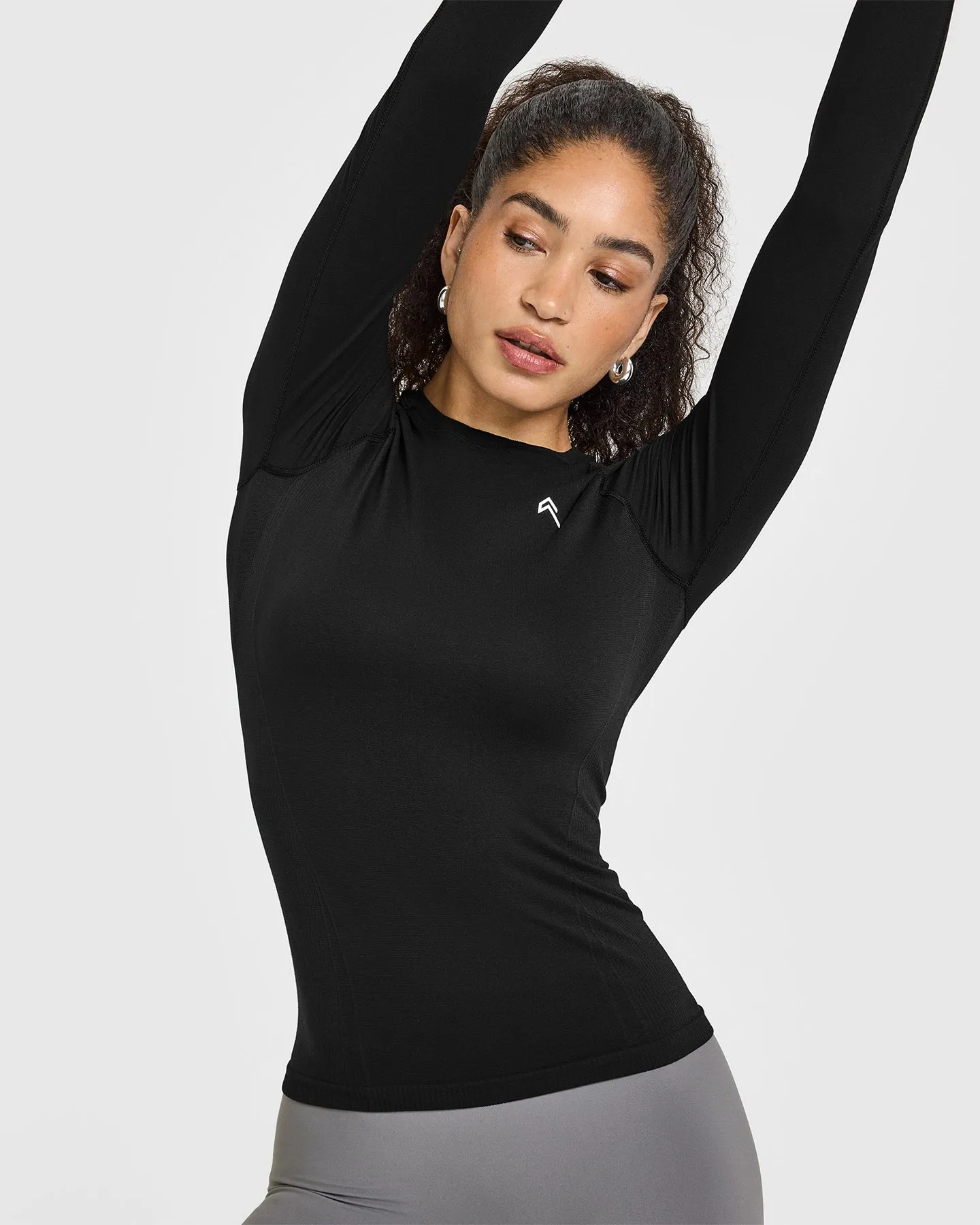 Go To Seamless Fitted Long Sleeve Top | Black