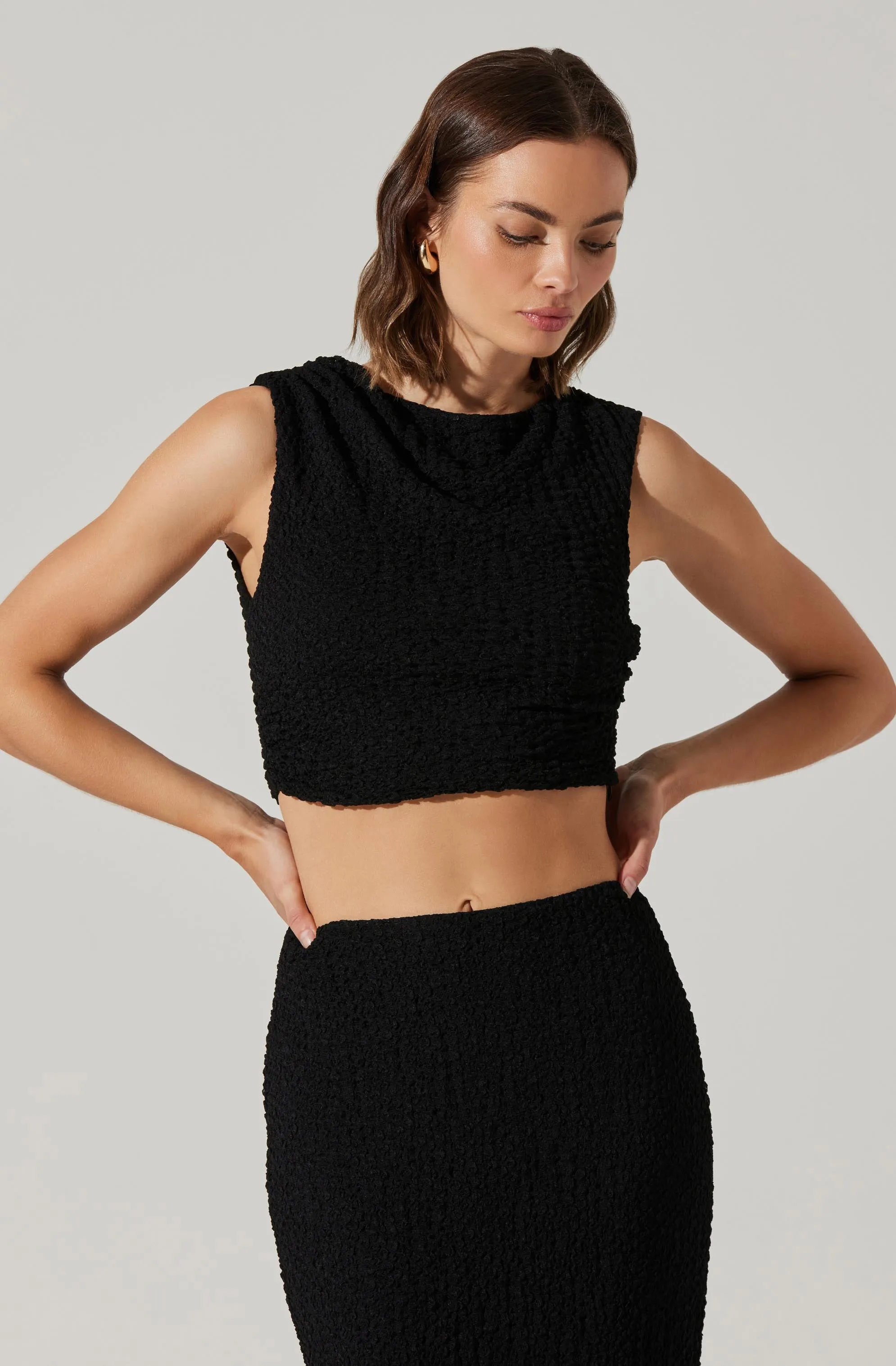 Keely Textured Sleeveless Crop Top