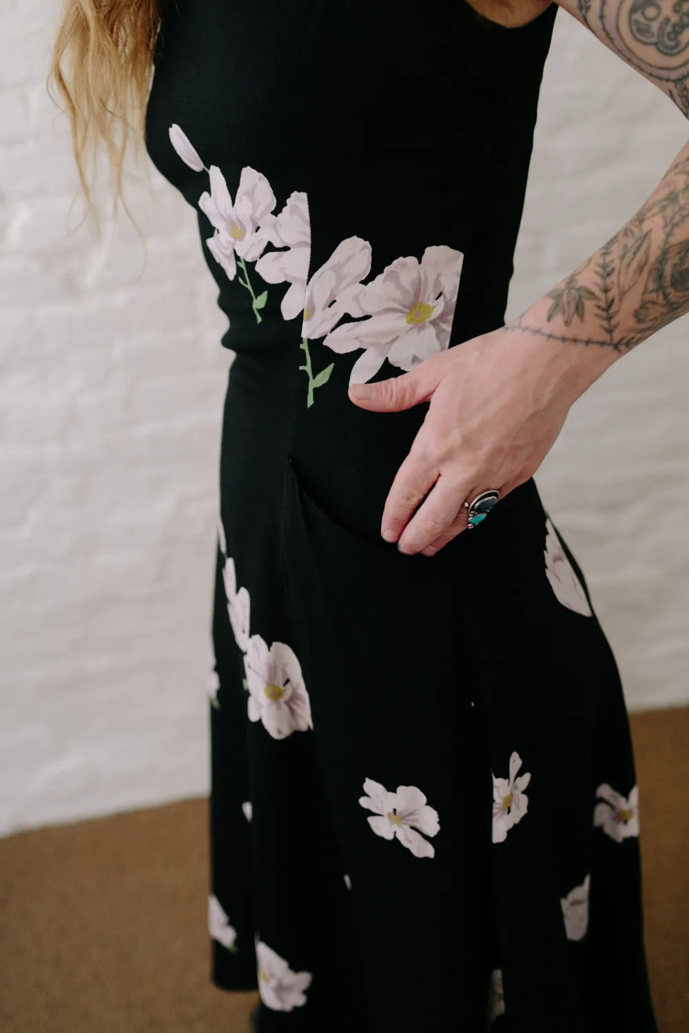 Lori Dress in Black Magnolia