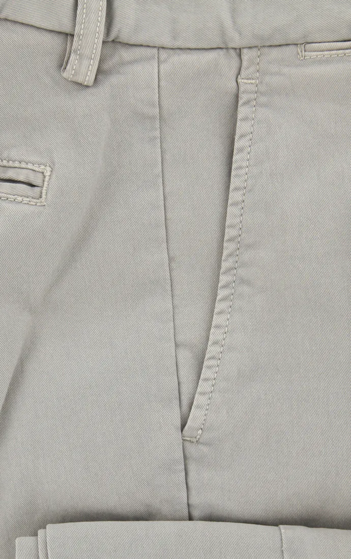 Luigi Borrelli Beige Pants – Size: 40 US / 56 EU