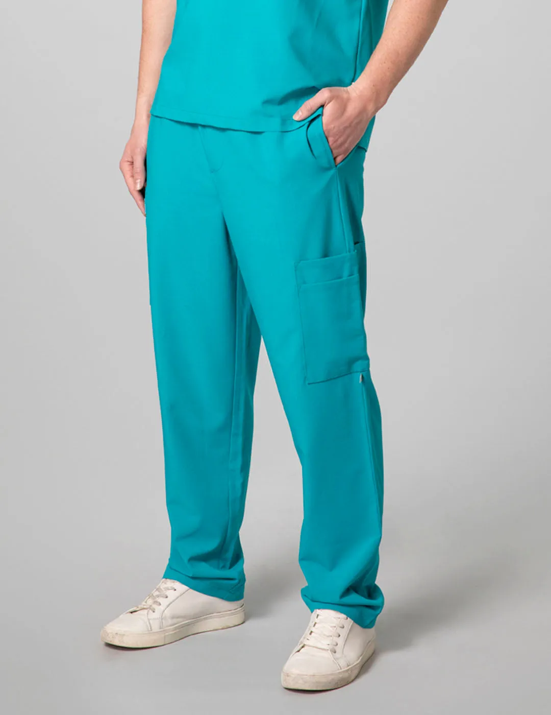 Mens Healthcare Essentials Bundle with Straight Leg Pants