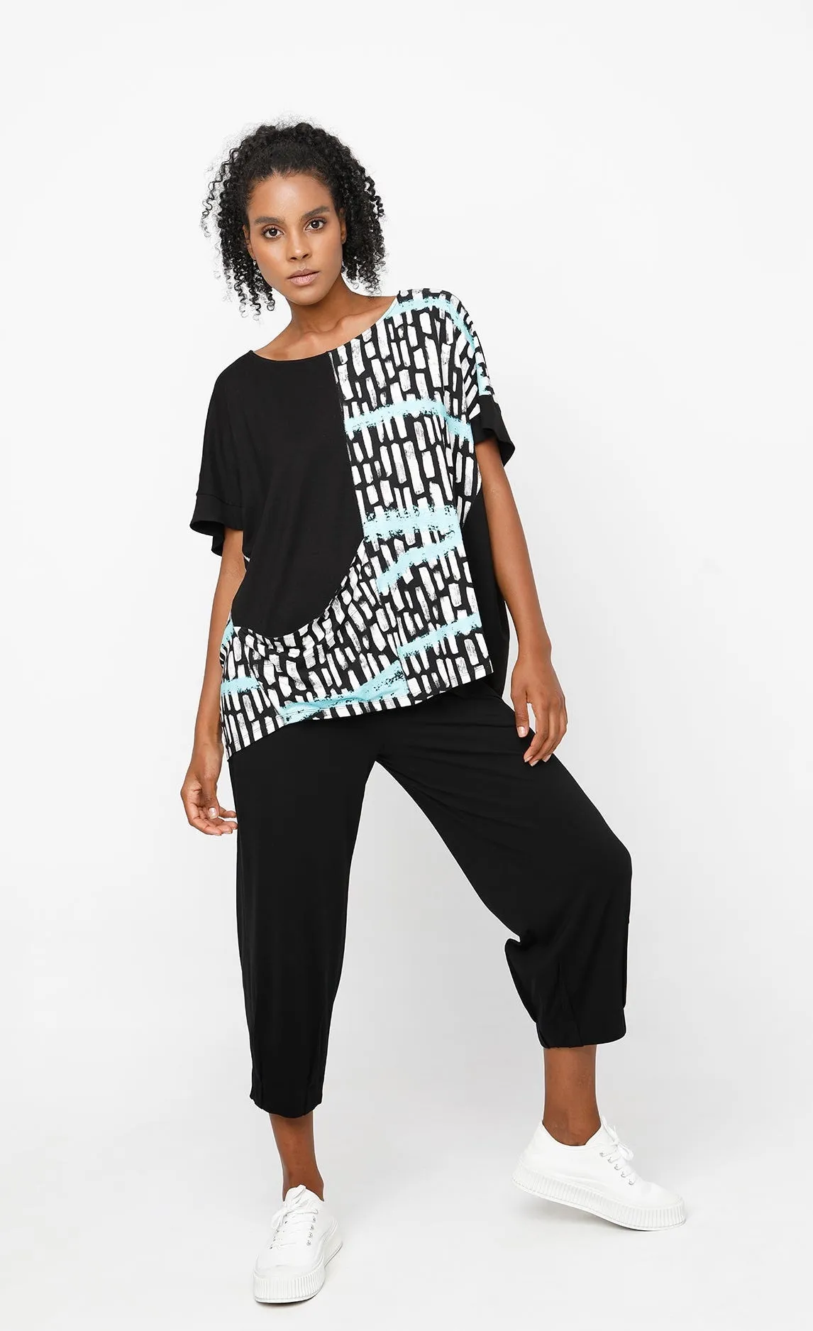 Ozai n Ku Jet Blue Fountain Boxy Tee