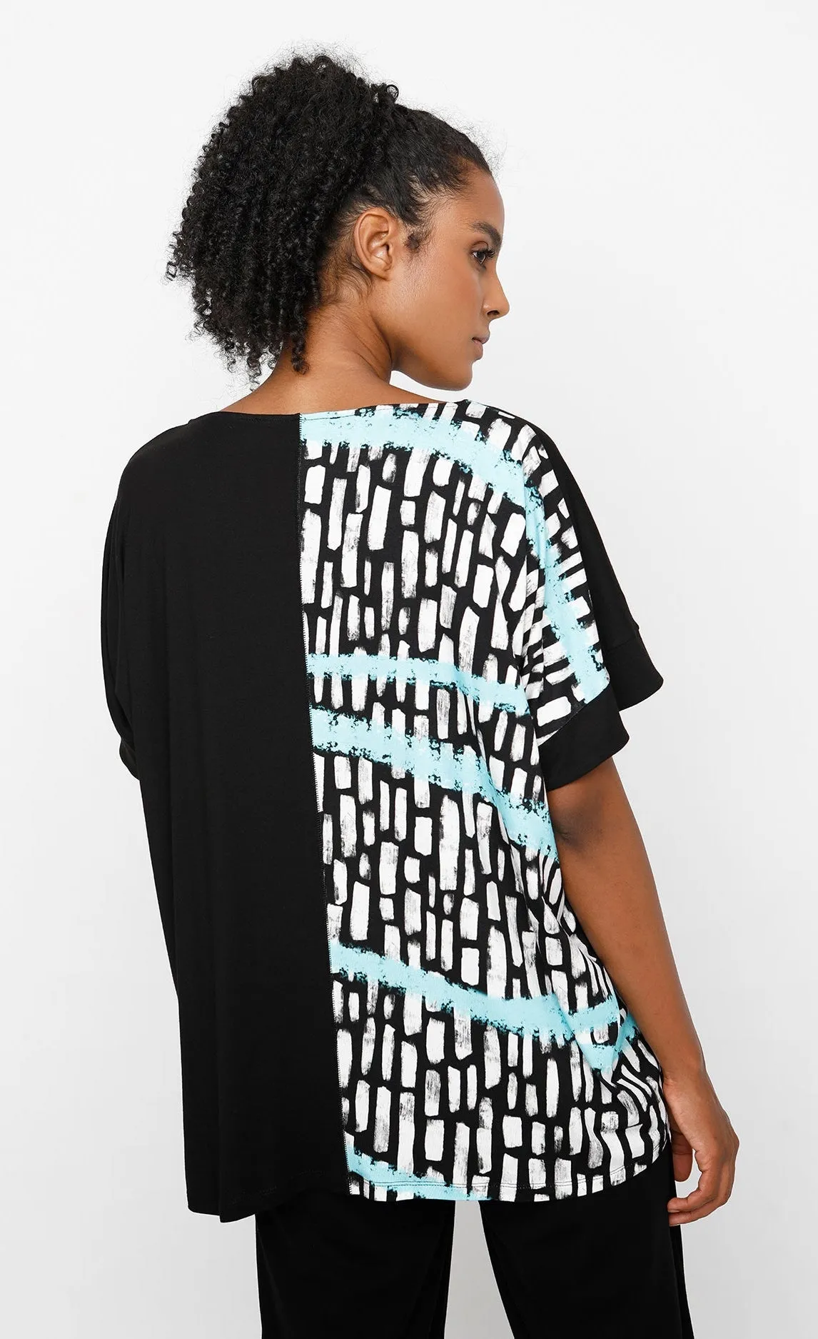 Ozai n Ku Jet Blue Fountain Boxy Tee