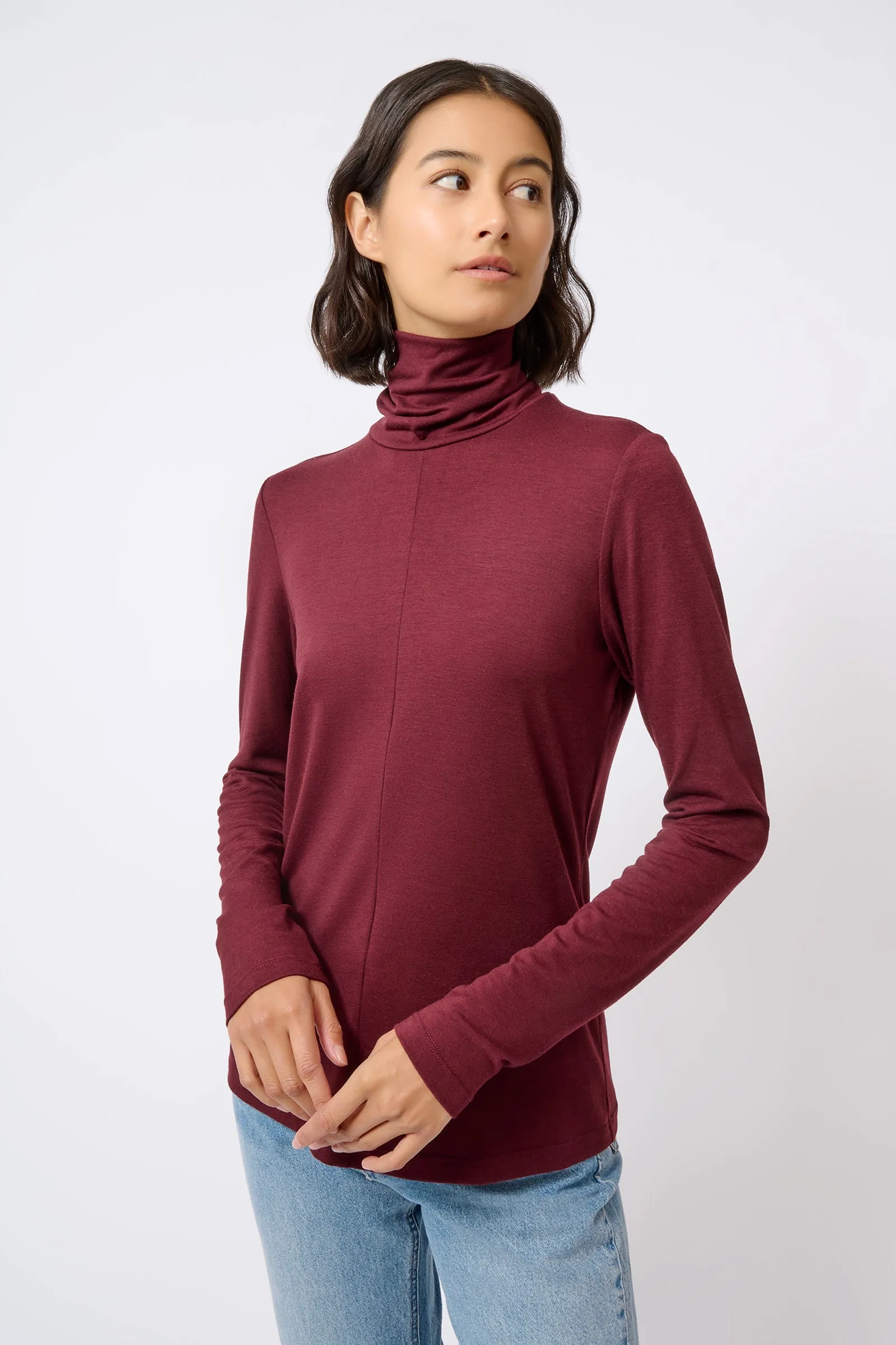 Seamed Fitted Turtleneck - Wine