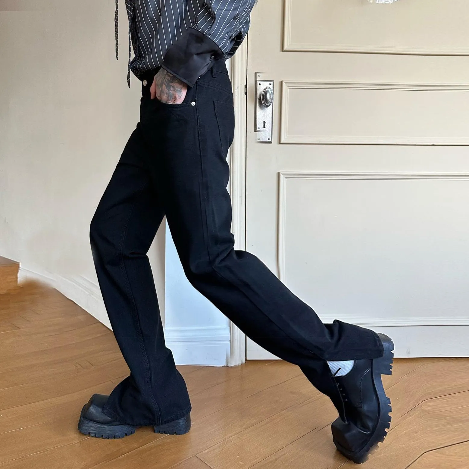 Side Slit Straight Leg Jeans