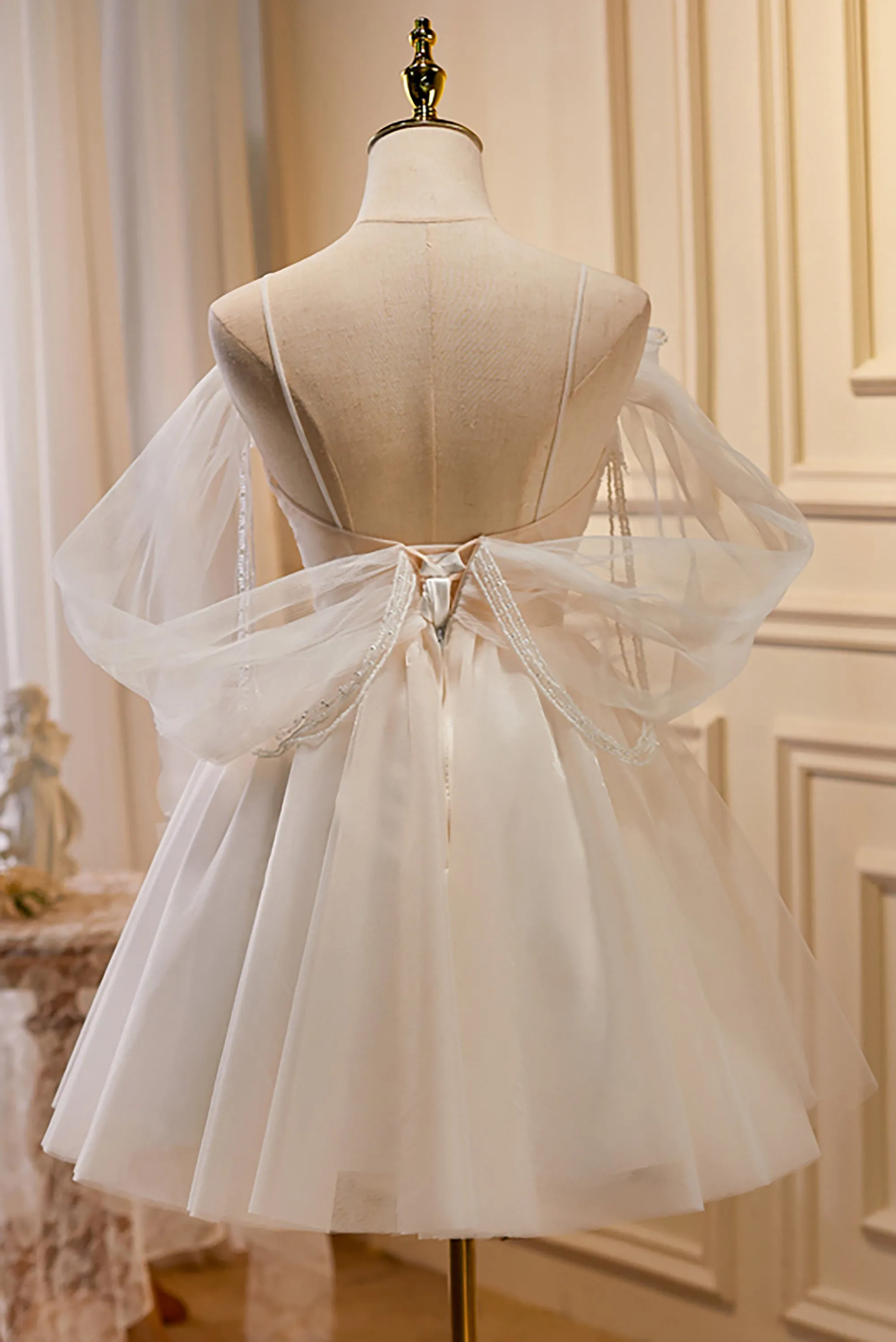 Spaghetti Straps A Line Tulle Short Homecoming Dresses