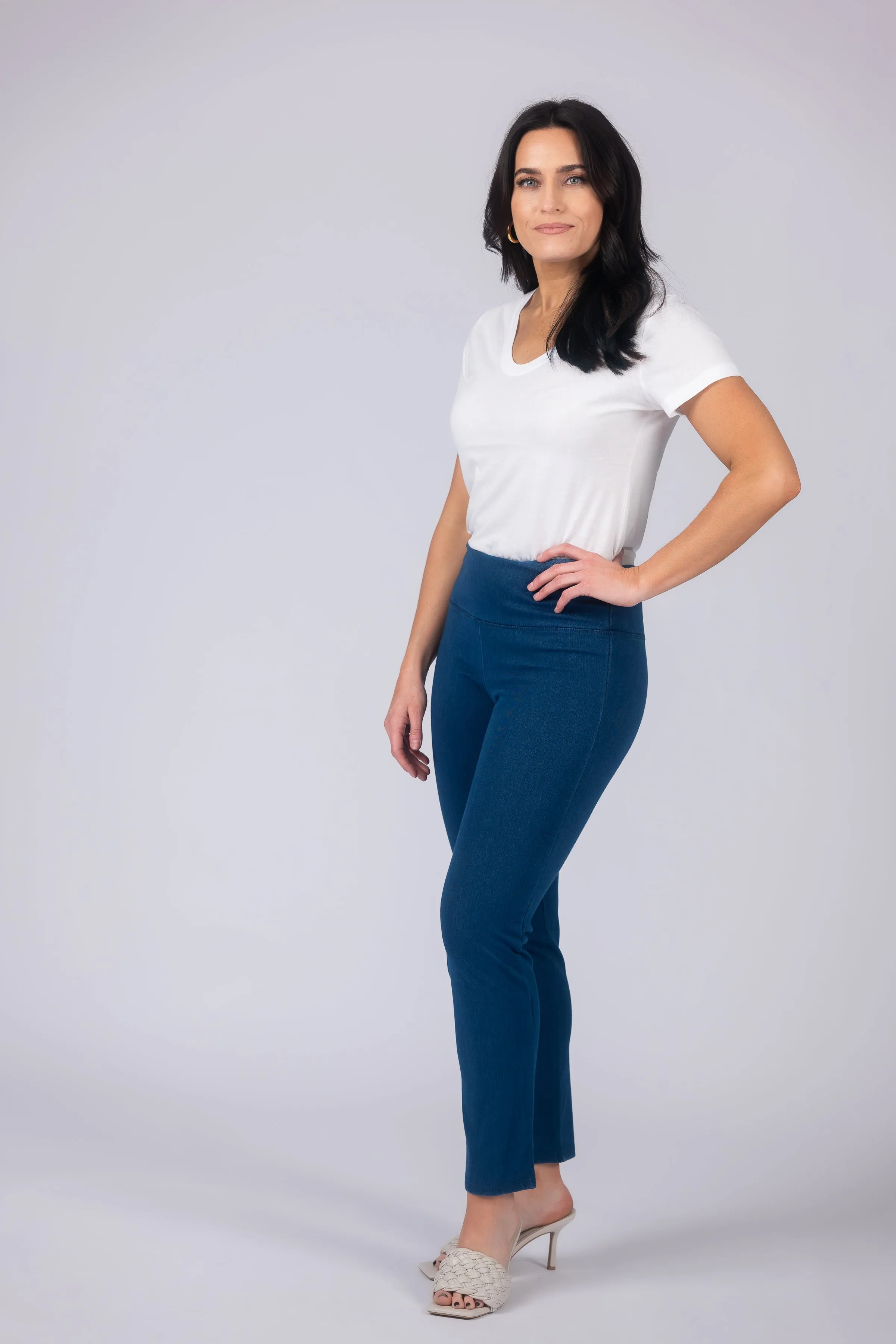 Teri Love the Fit Straight Leg Knit Tummy Control Pull-On Pants
