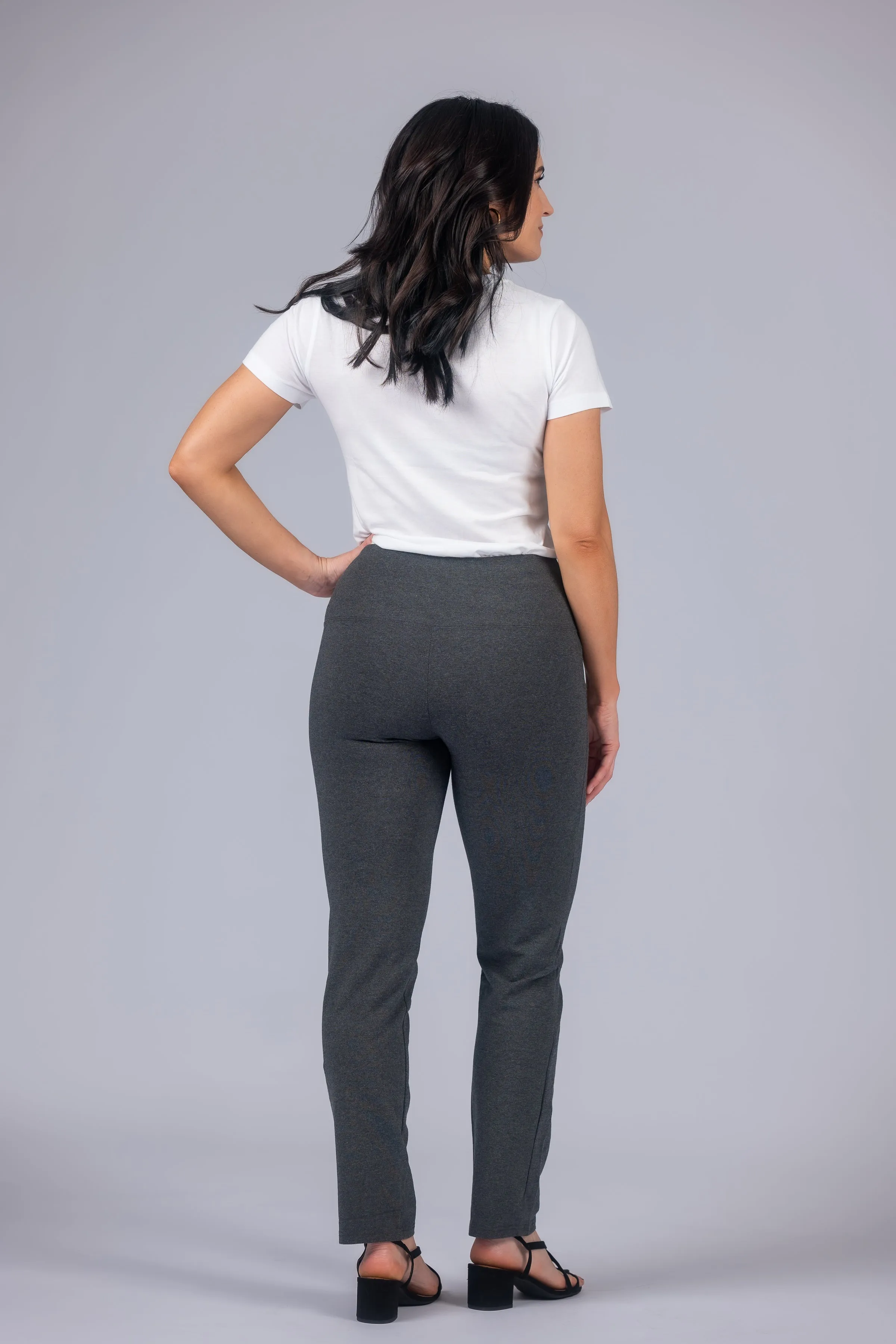 Teri Love the Fit Straight Leg Knit Tummy Control Pull-On Pants