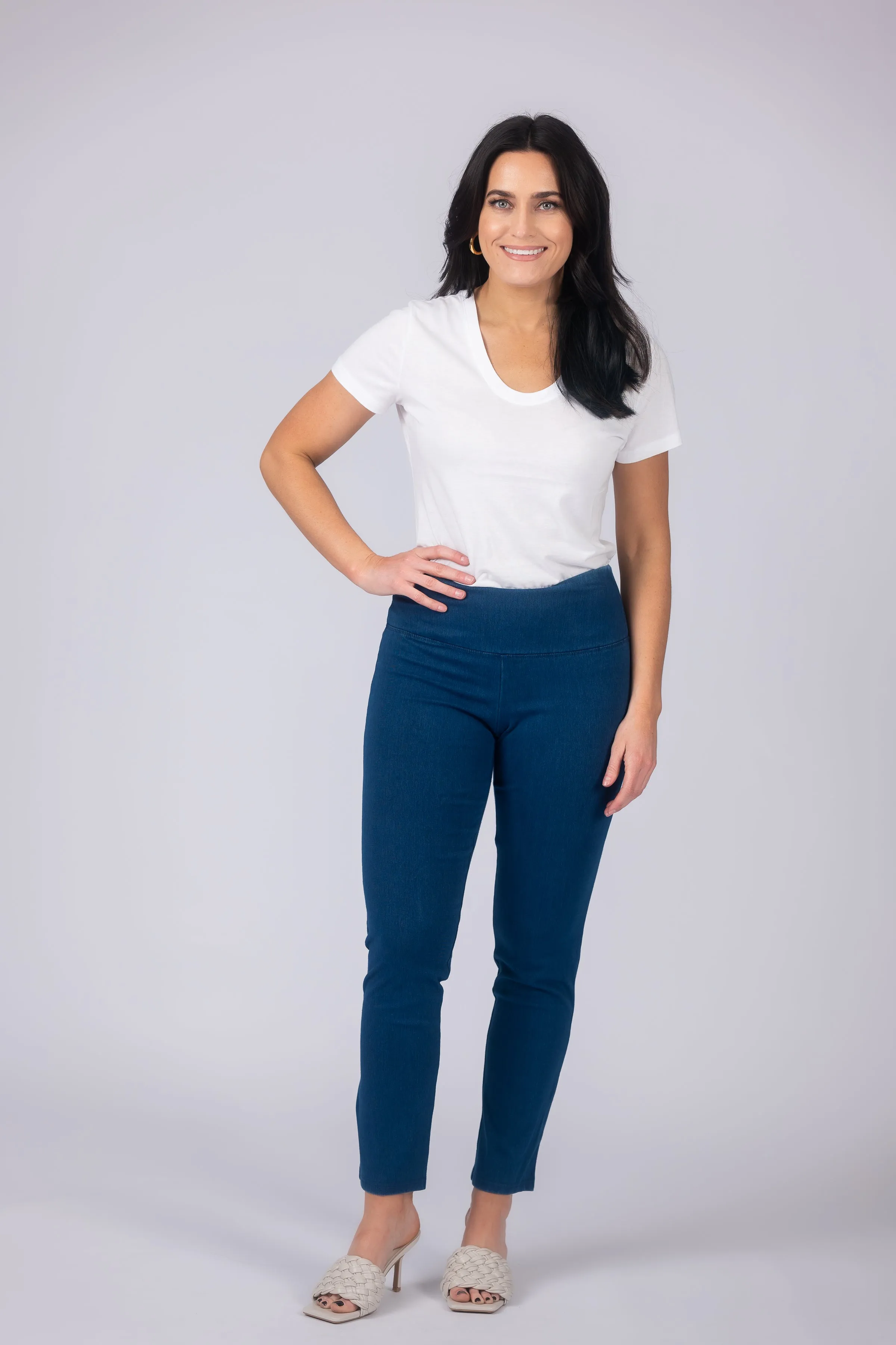 Teri Love the Fit Straight Leg Knit Tummy Control Pull-On Pants