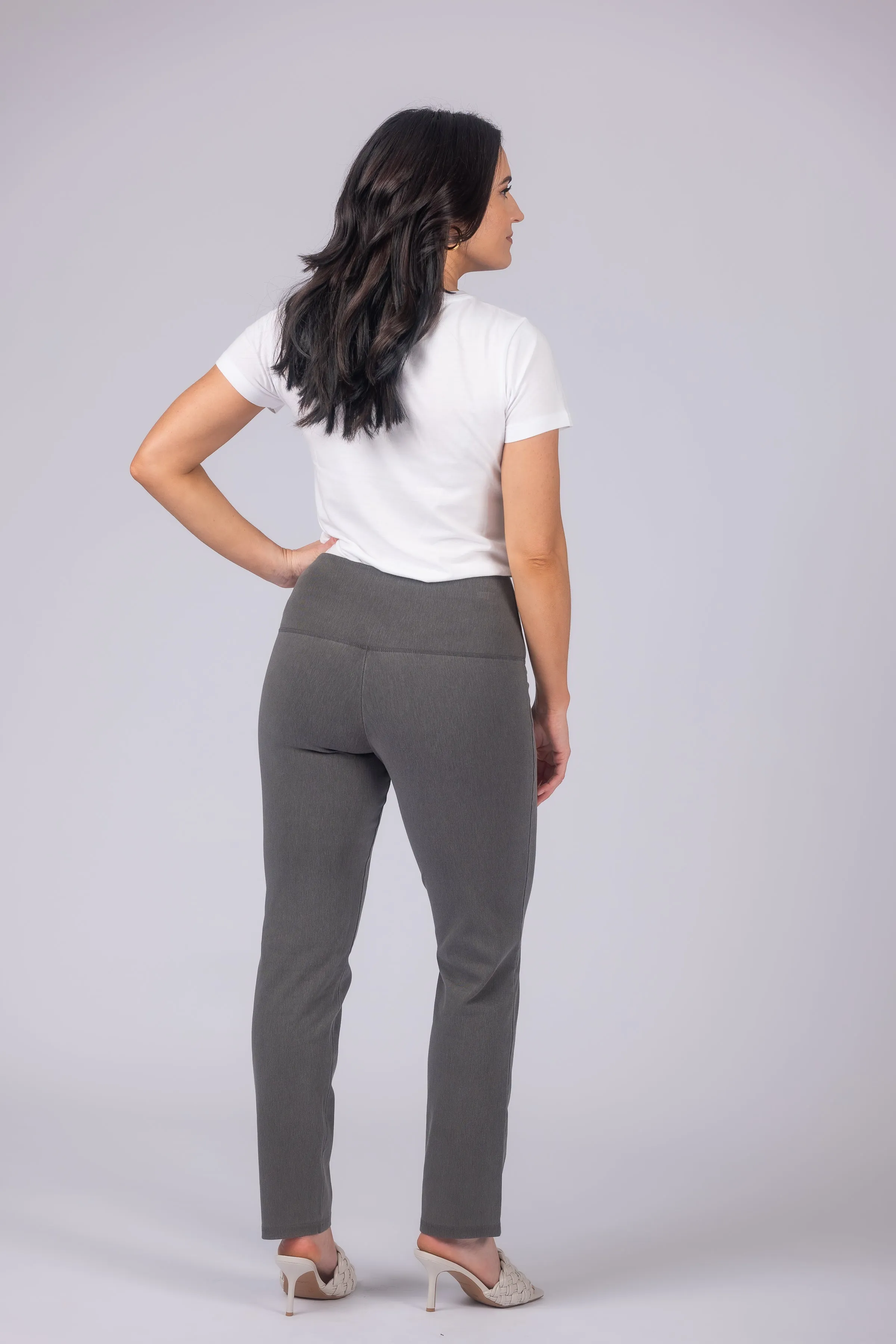 Teri Love the Fit Straight Leg Knit Tummy Control Pull-On Pants