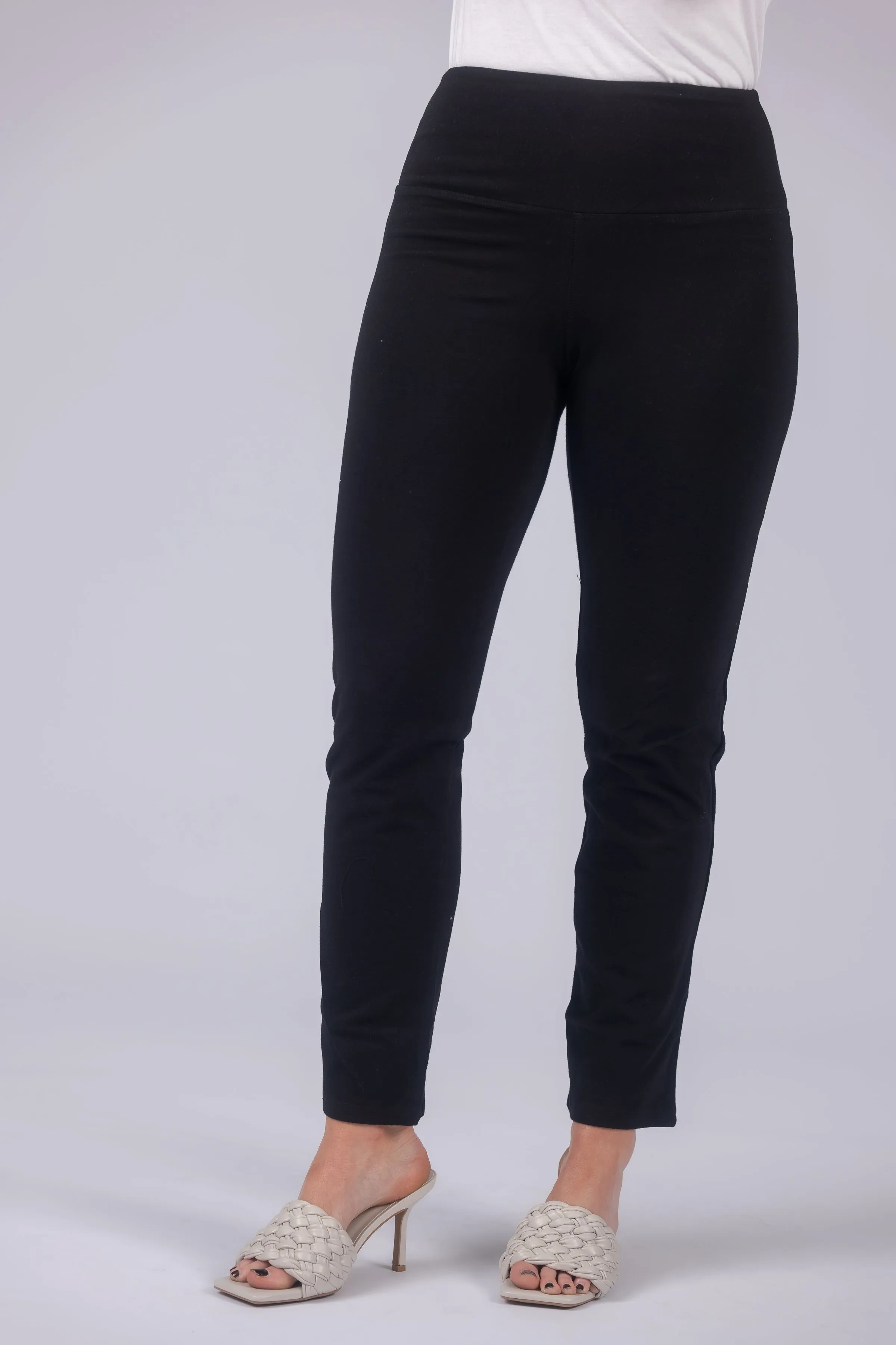 Teri Love the Fit Straight Leg Knit Tummy Control Pull-On Pants