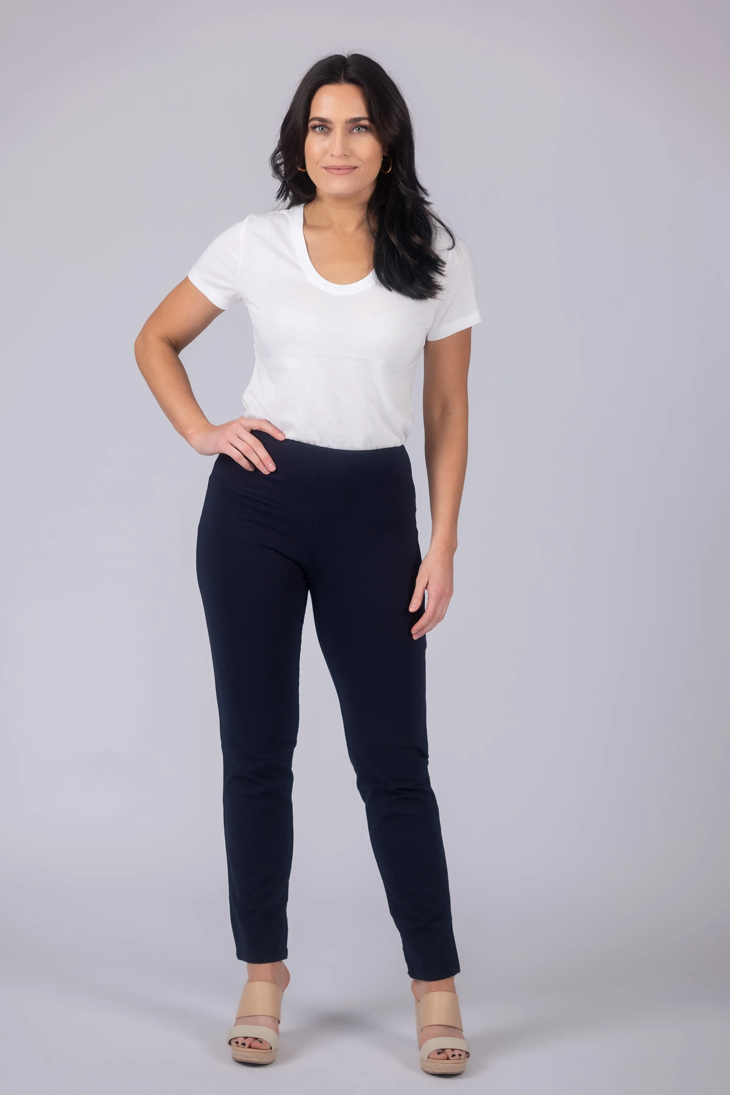 Teri Love the Fit Straight Leg Knit Tummy Control Pull-On Pants