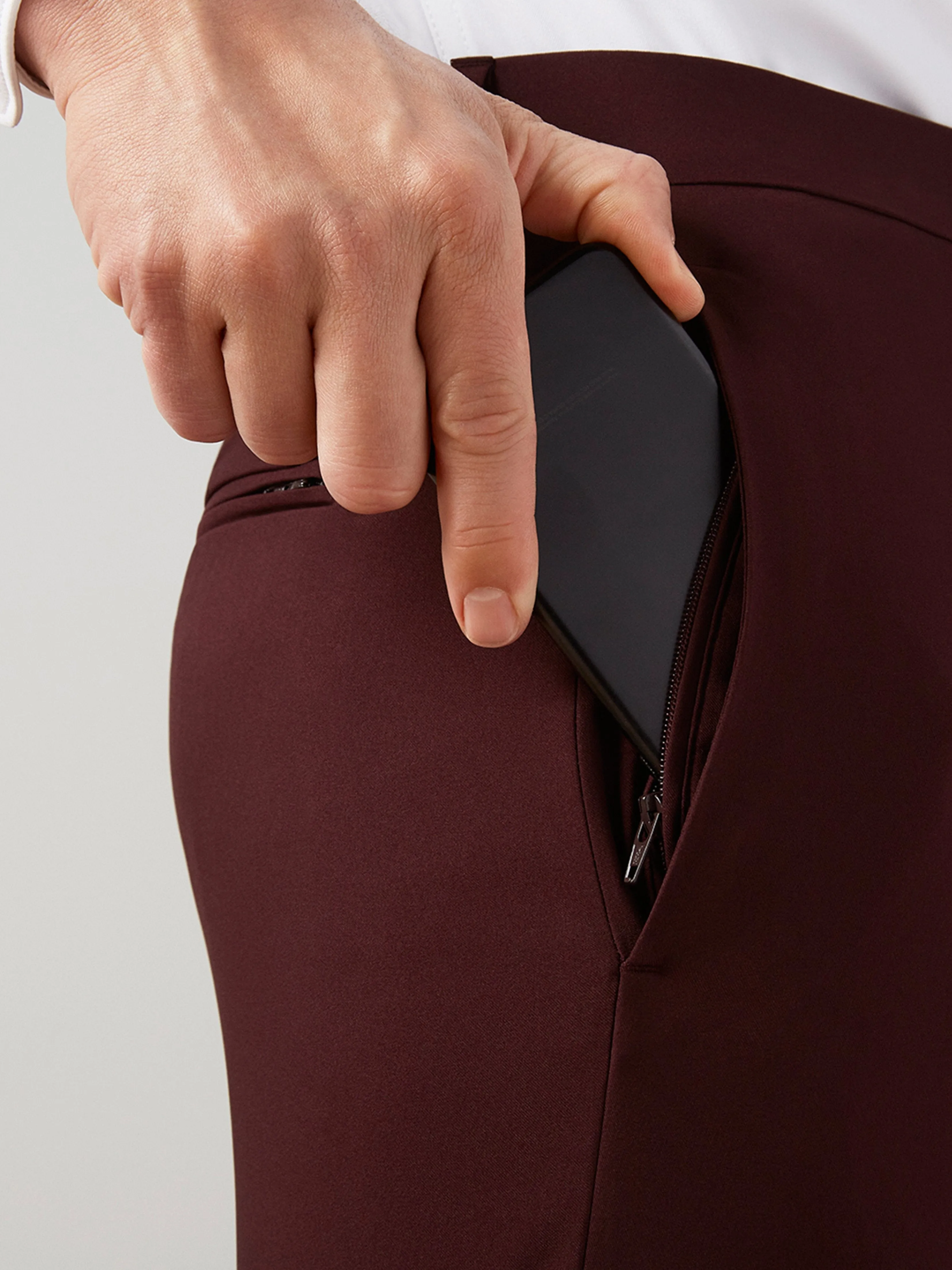Very Slim Fit Tech Portfolio Dress Pant