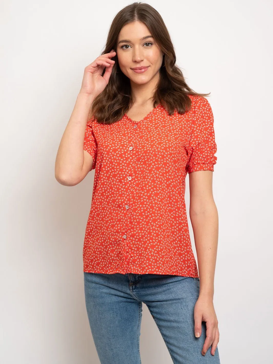 WOMEN'S BUTTON UP FLORAL TOP