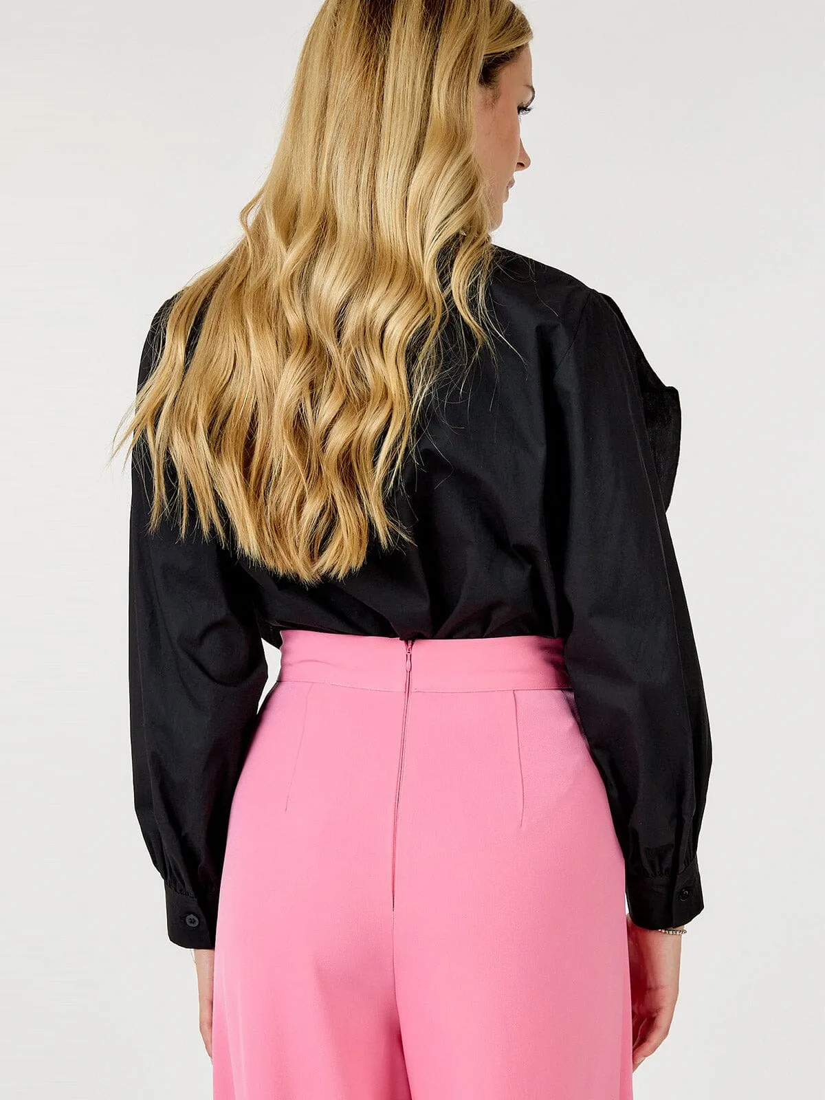 WOMEN'S LONG SLEEVE BUTTON CLOSURE RUFFLE DETAILED BLOUSE