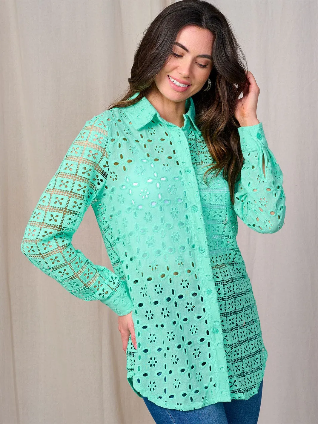 WOMEN'S LONG SLEEVE BUTTON UP EYELET BLOUSE
