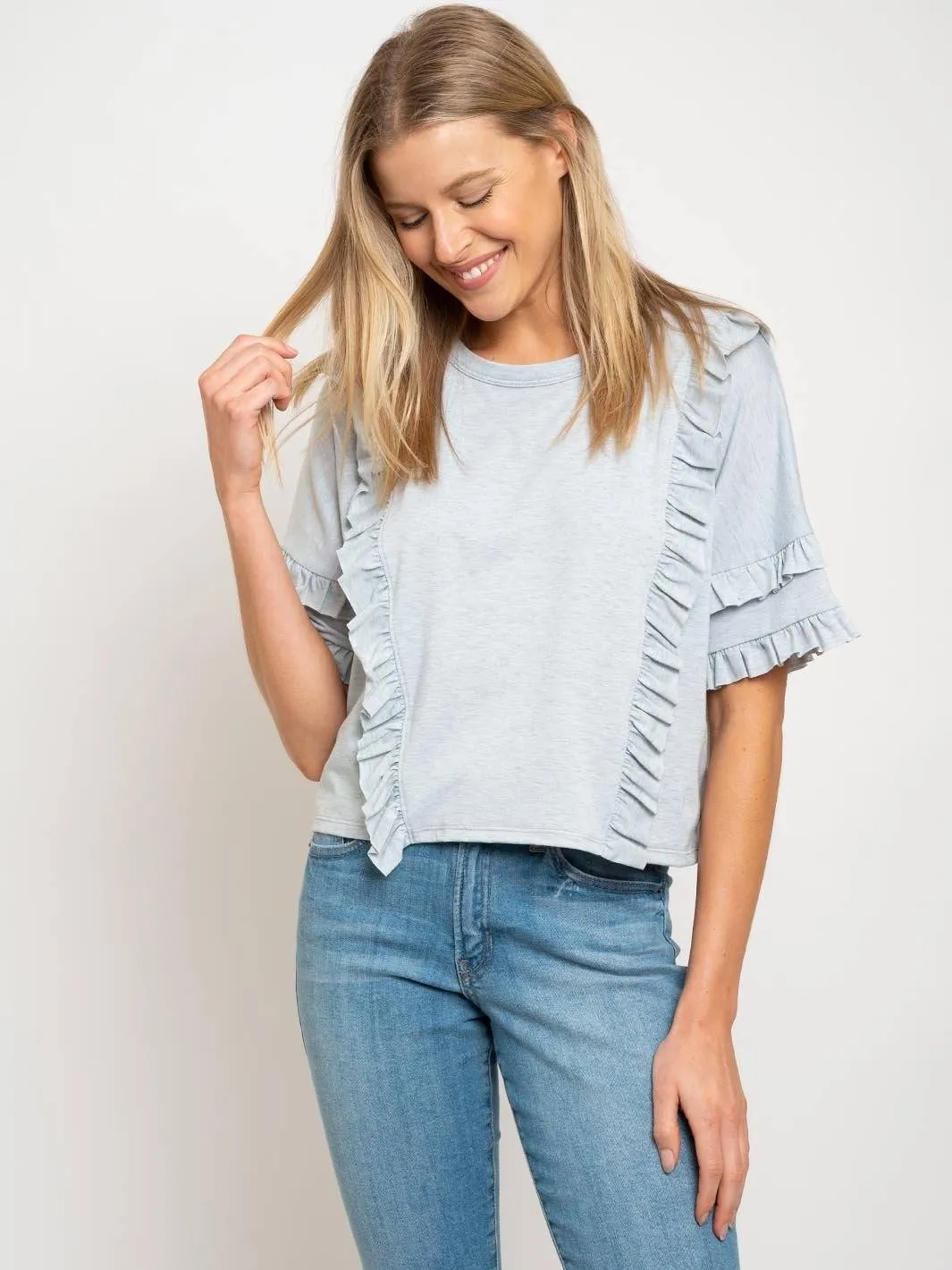 WOMEN'S RUFFLE TOP