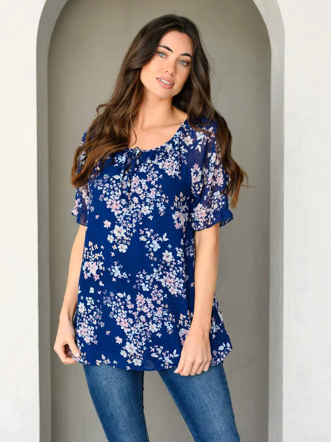 WOMEN'S SHORT RUFFLE SLEEVE FLORAL SWISS TOP