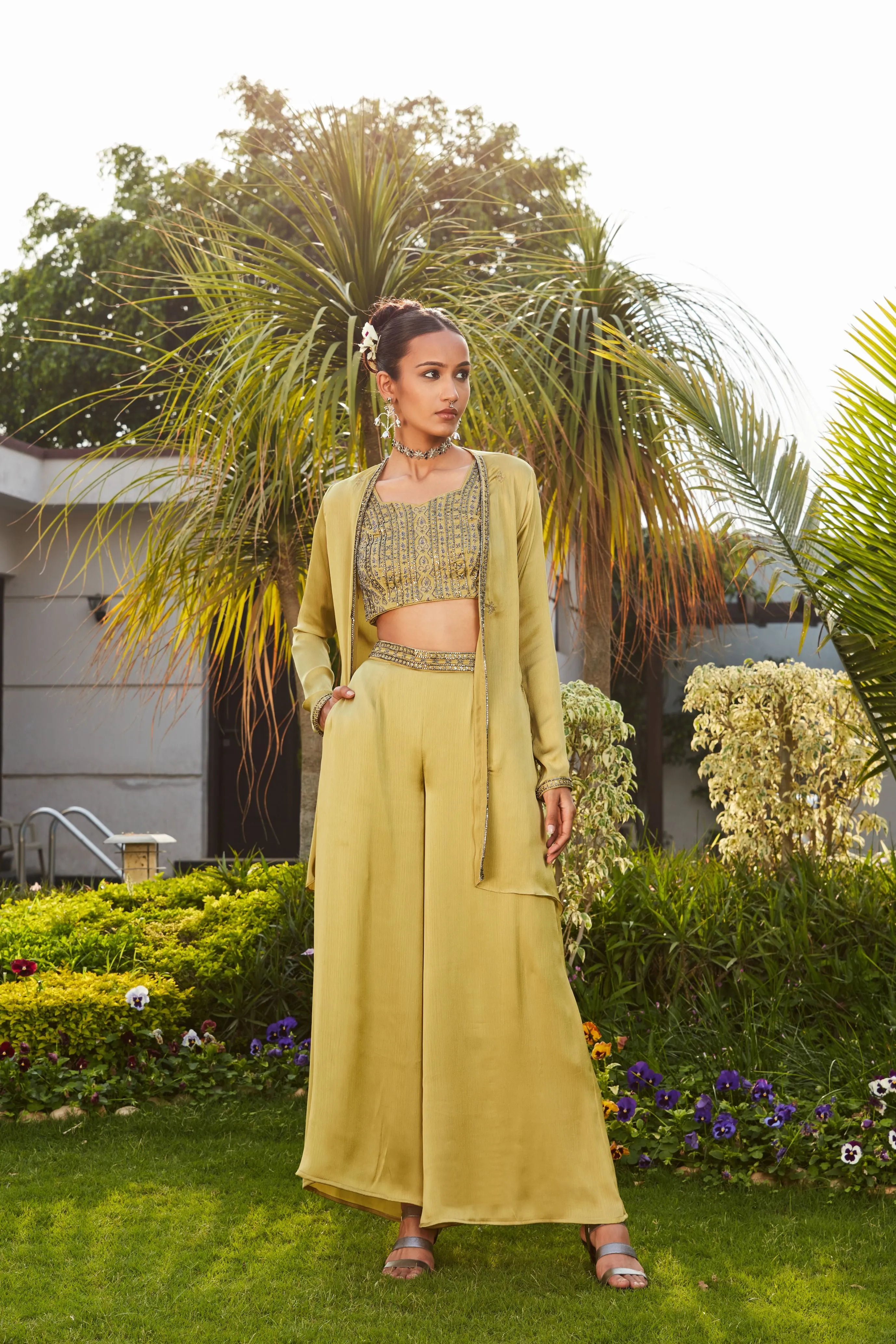 Yara Co-ord Top & Cape Set